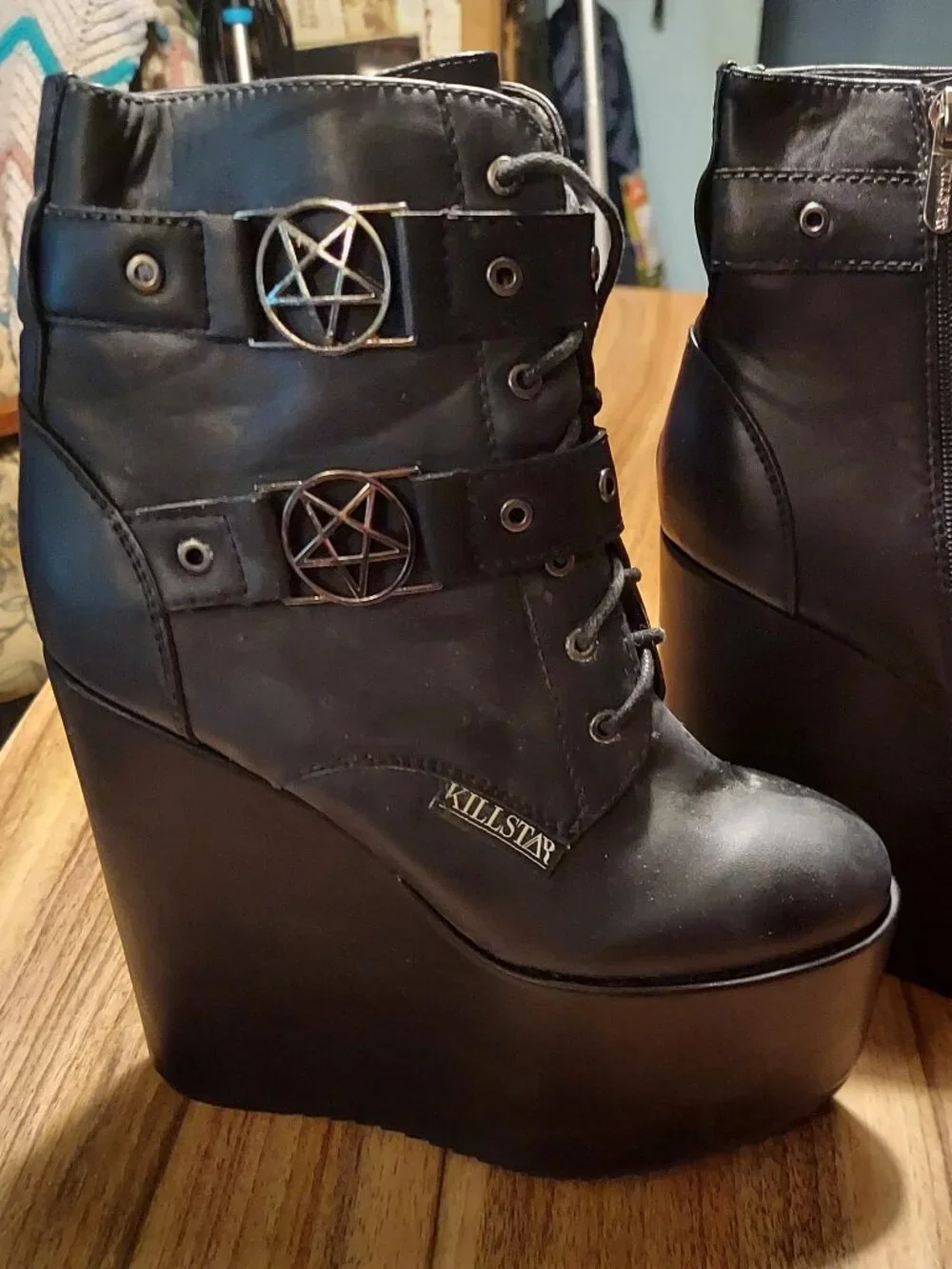 Black Killstar pentagram platform boots Size 7